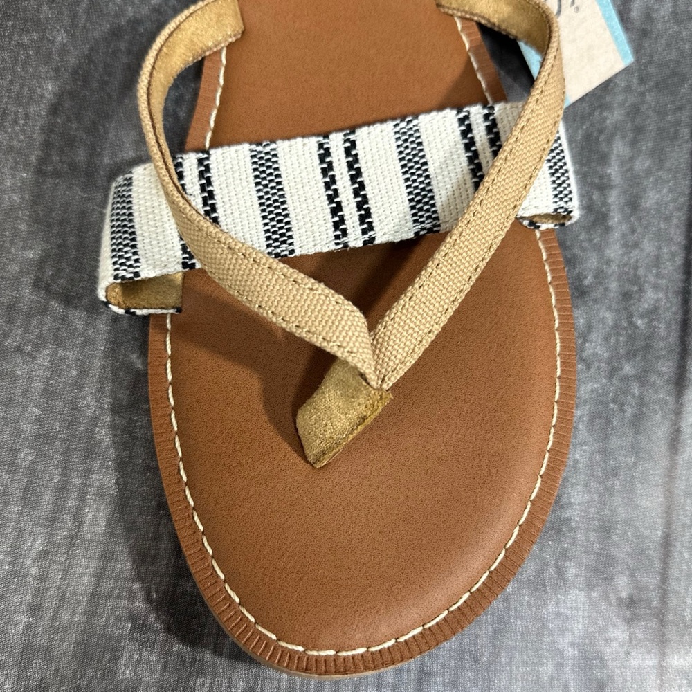 Tom’s Lexie Sandals in Doe Canvas/Global Stripe NWT - Picture 4 of 8